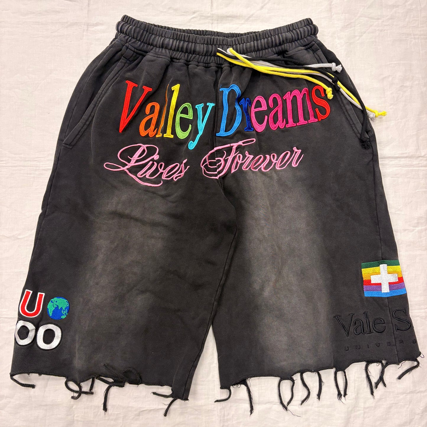 Vale Forever 3/4 Shorts