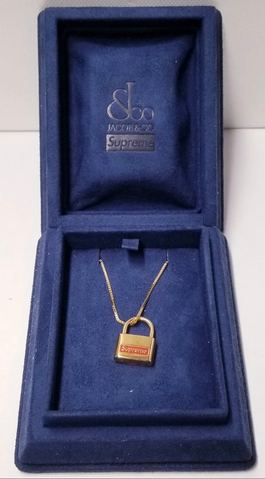 Supreme FW20 Jacob & Co 14K Gold Locket Necklace