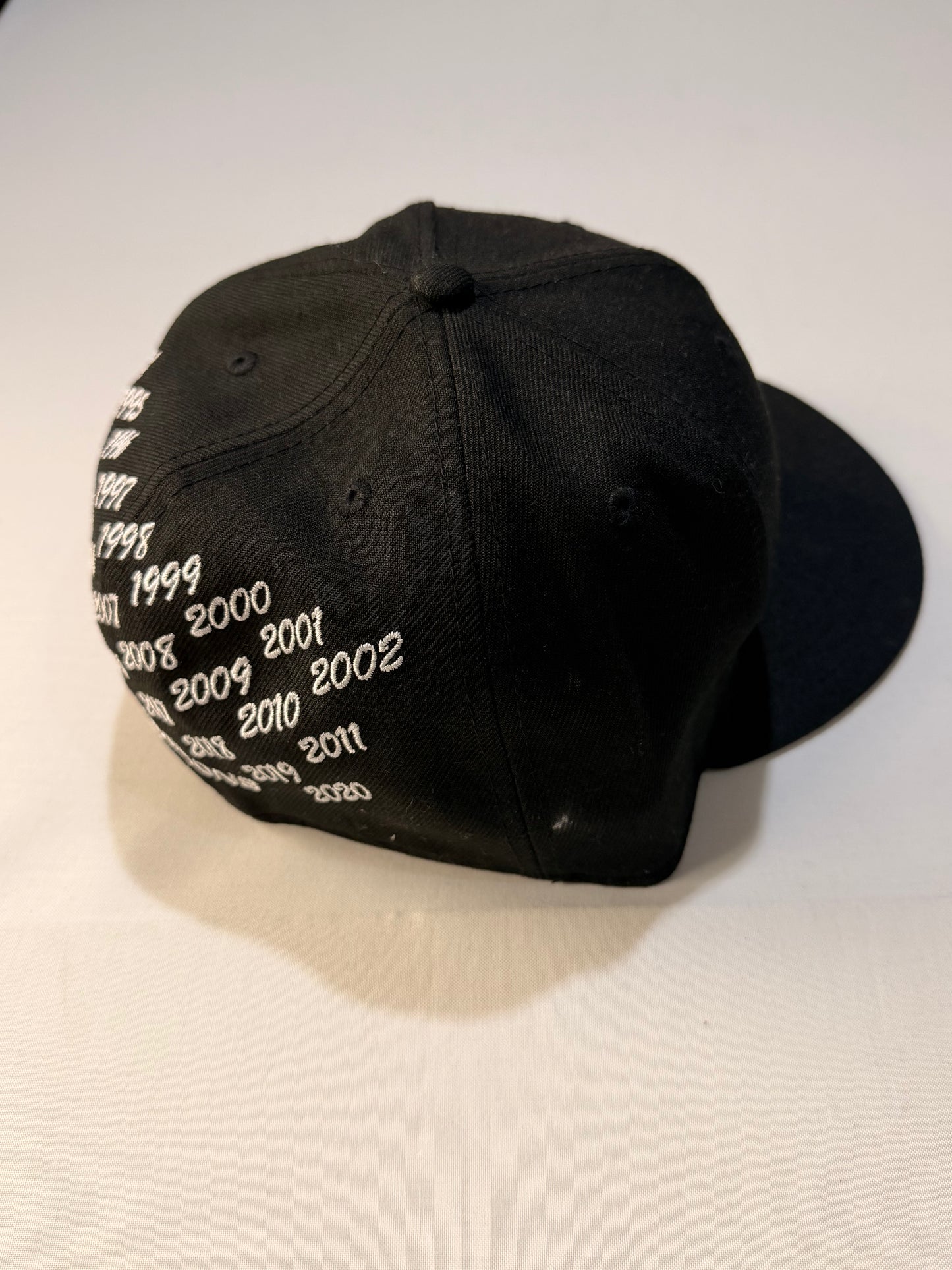 Supreme SS21 Champions Box Logo New Era Hat