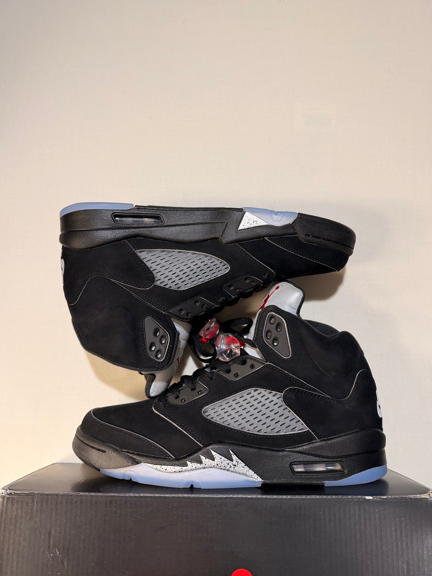Jordan 5 Retro OG Black Metallic Reimagined U10
