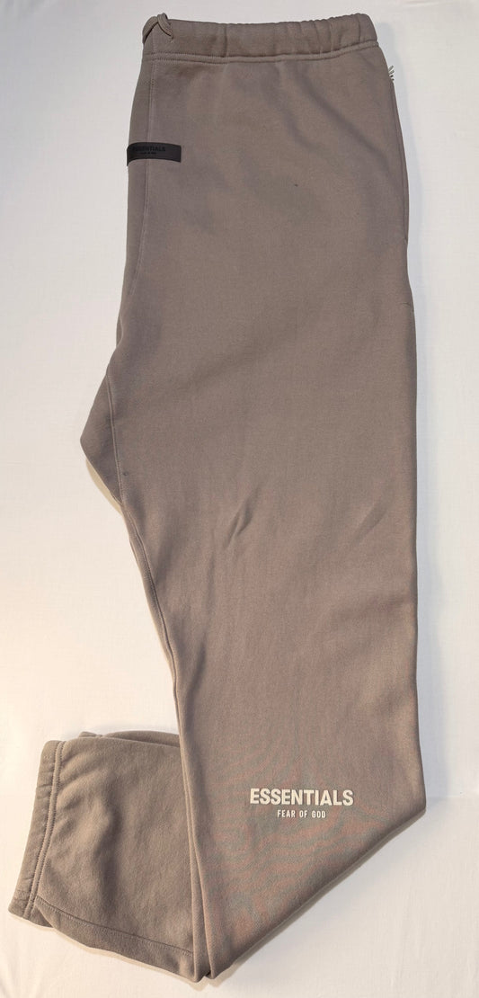 Fear of God Essential Sweatpant Desert Taupe