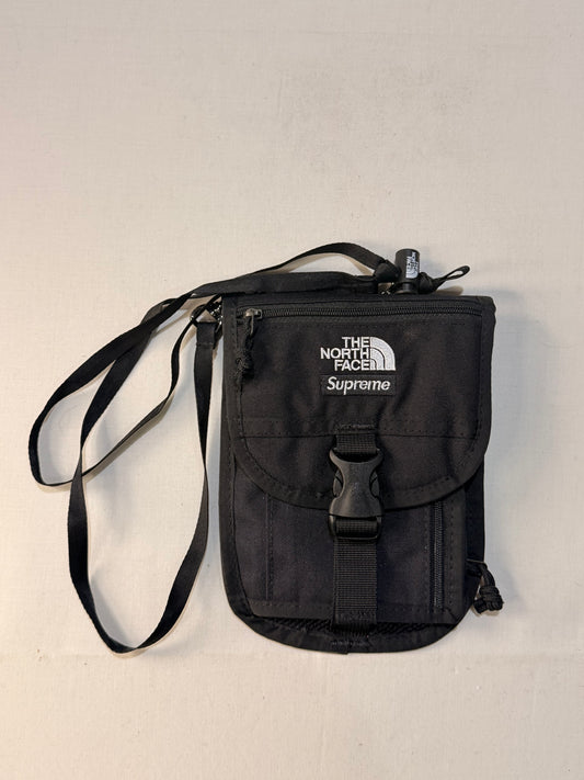 Supreme SS20 TNF RTG Utility Pouch