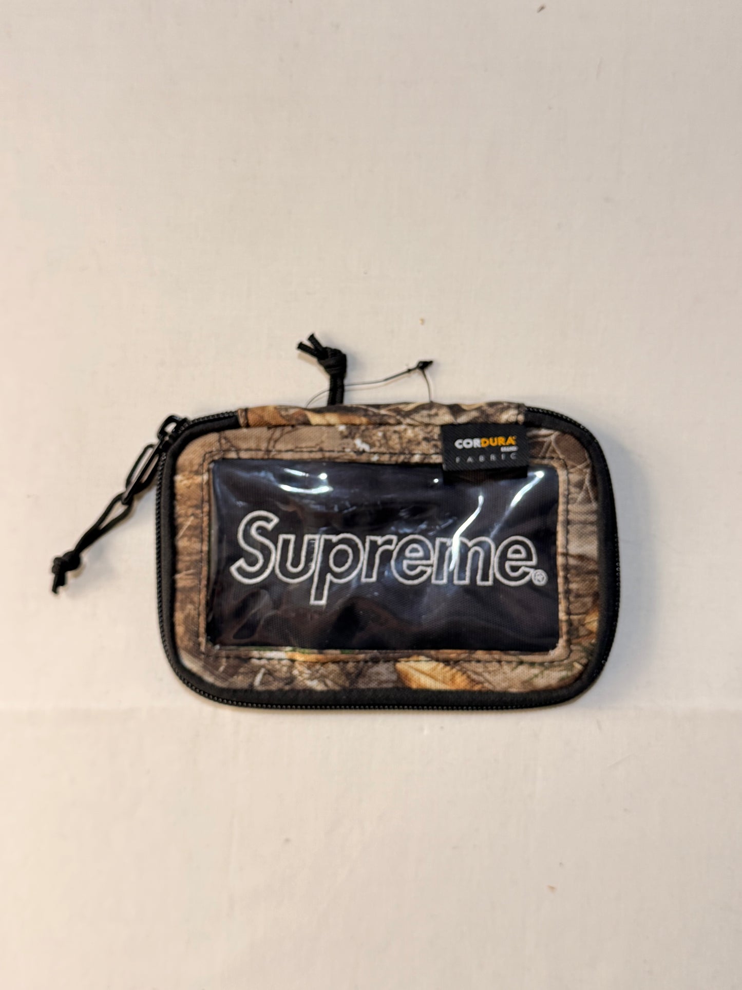 Supreme FW19 Small Zip Pouch