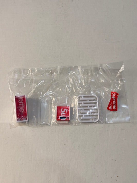 Supreme Bandai Gashapon Mini Stern Pinball Machine