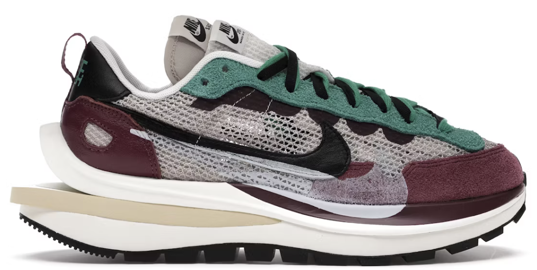 Nike Vaporwaffle Sacai Villian Red Neptune Green