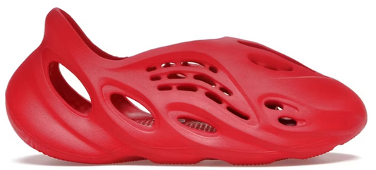 Yeezy Foam RNNR Vermillion U10